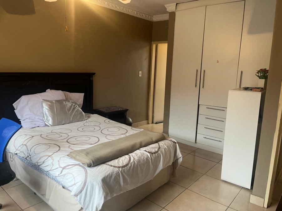 3 Bedroom Property for Sale in Buccleuch Gauteng
