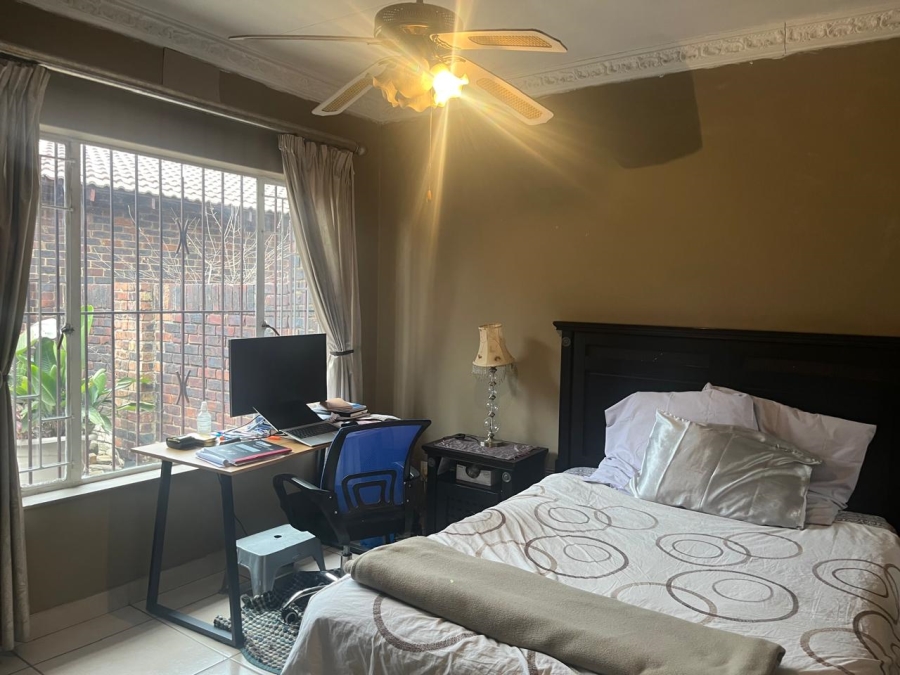 3 Bedroom Property for Sale in Buccleuch Gauteng