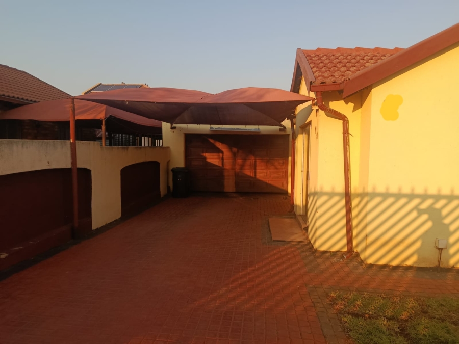 3 Bedroom Property for Sale in Danville Gauteng