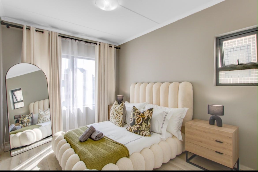 To Let 2 Bedroom Property for Rent in Broadacres Gauteng