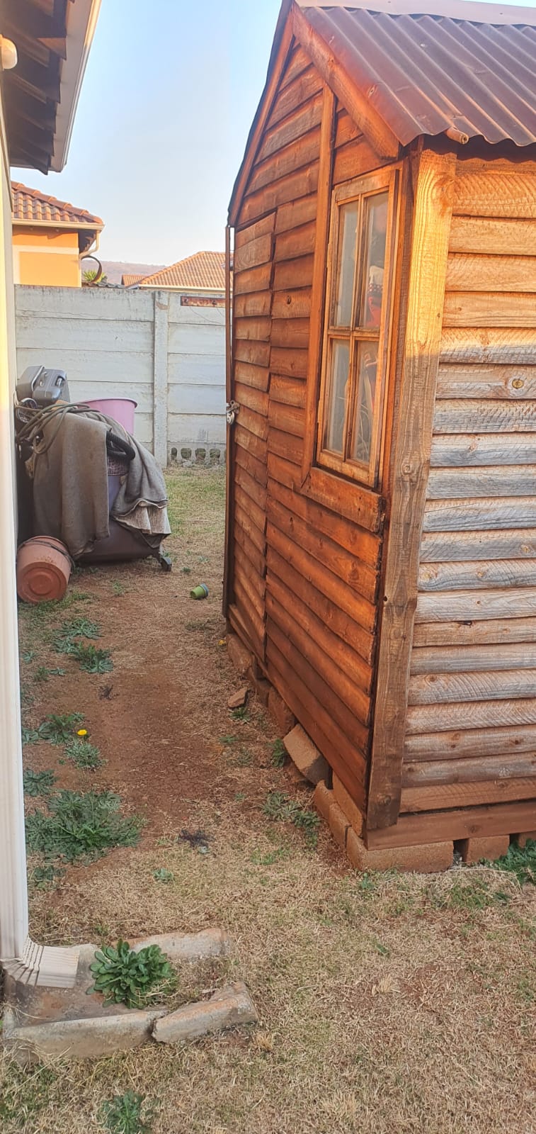 2 Bedroom Property for Sale in Andeon AH Gauteng
