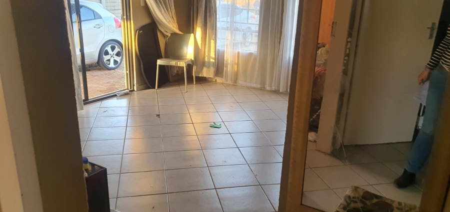 2 Bedroom Property for Sale in Andeon AH Gauteng