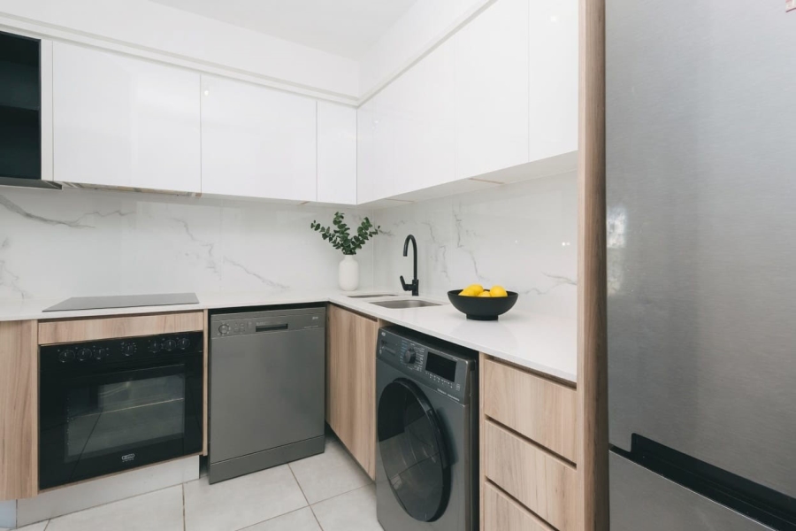 1 Bedroom Property for Sale in Waterfall Gauteng