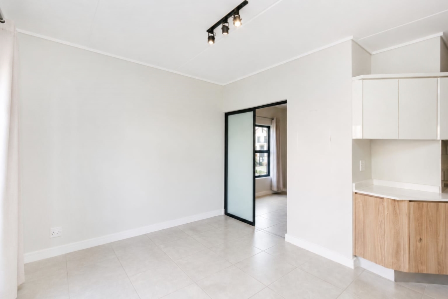 1 Bedroom Property for Sale in Waterfall Gauteng