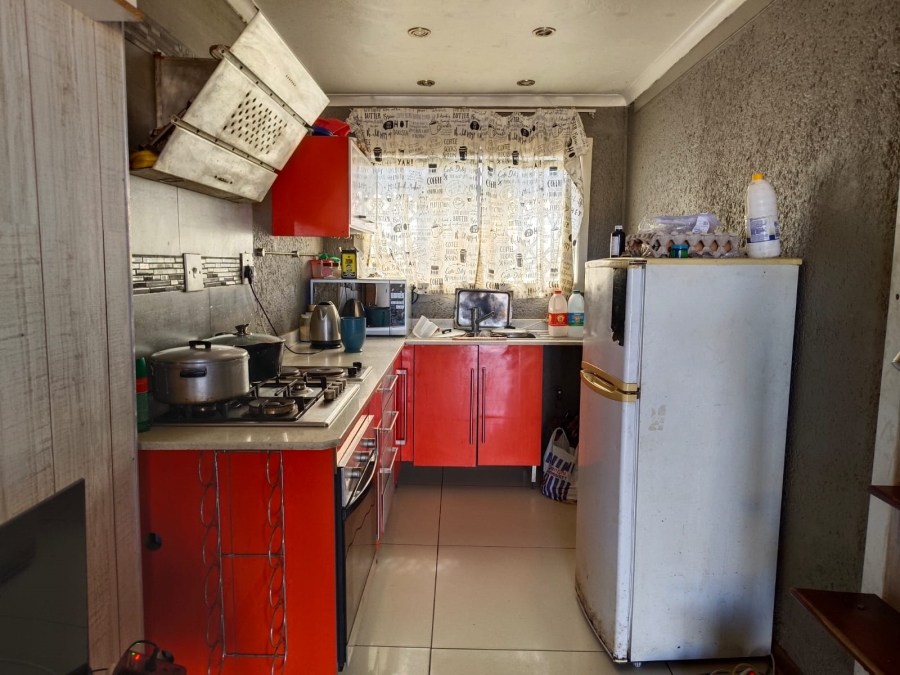 1 Bedroom Property for Sale in Valtaki Gauteng