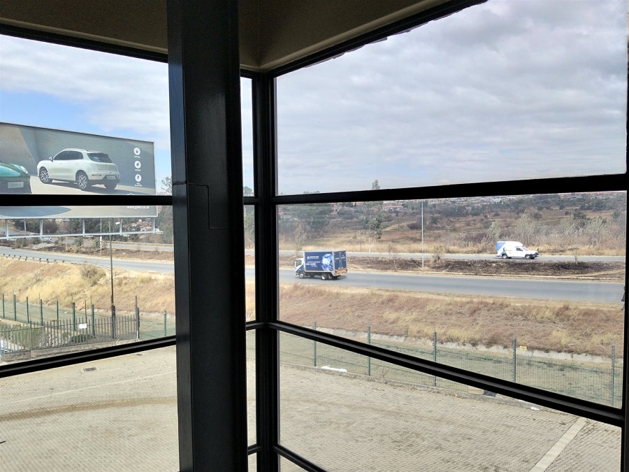 To Let Commercial Property for Rent in Cosmo Business Park Gauteng