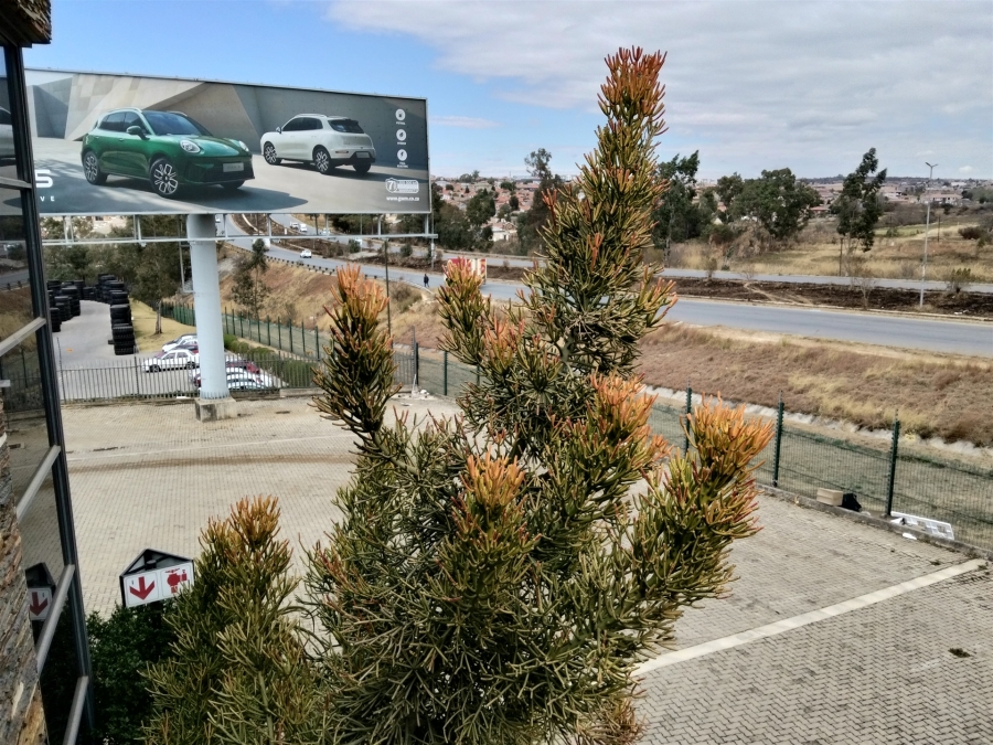 To Let Commercial Property for Rent in Cosmo Business Park Gauteng