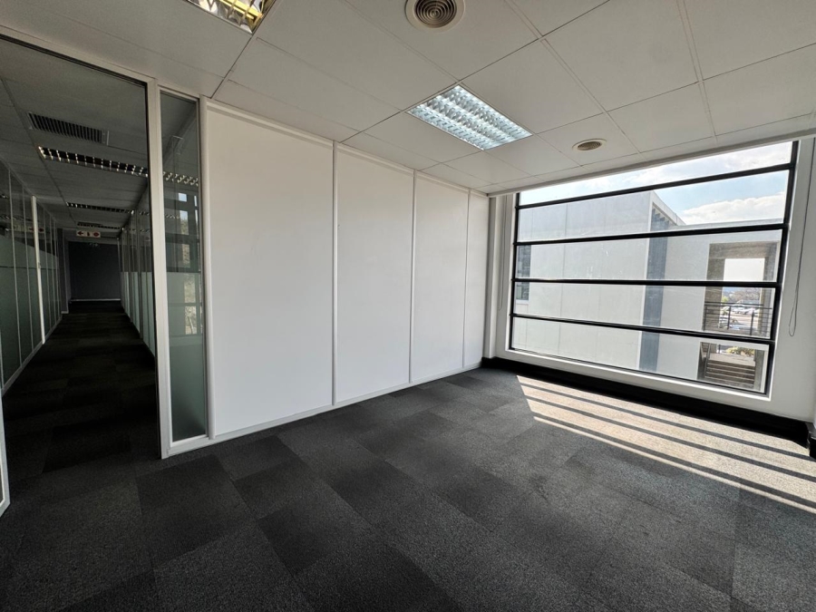 To Let Commercial Property for Rent in Gallagher Estate Gauteng