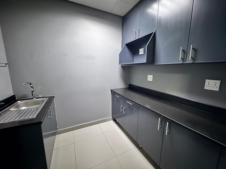 To Let Commercial Property for Rent in Gallagher Estate Gauteng