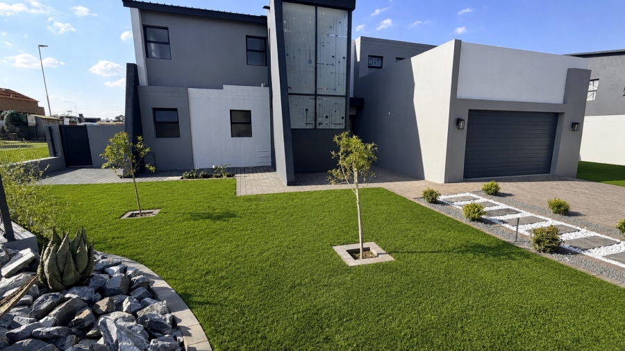 4 Bedroom Property for Sale in Fountainbrook Estate Gauteng