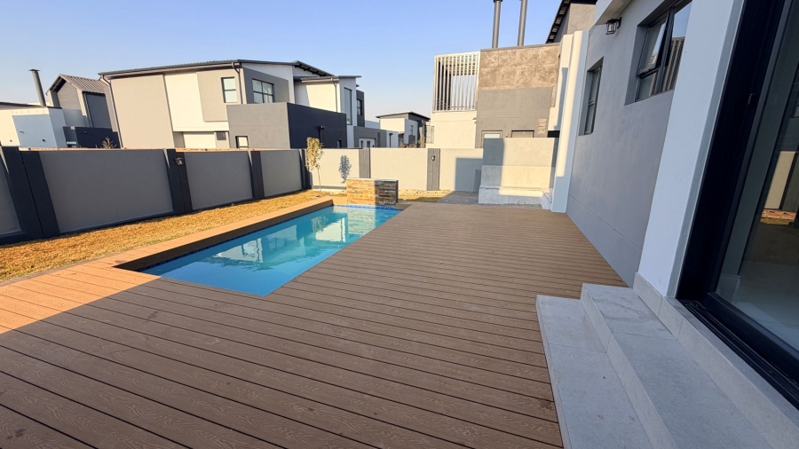 4 Bedroom Property for Sale in Fountainbrook Estate Gauteng