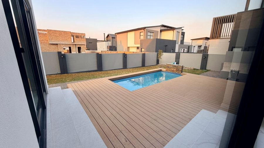 4 Bedroom Property for Sale in Fountainbrook Estate Gauteng