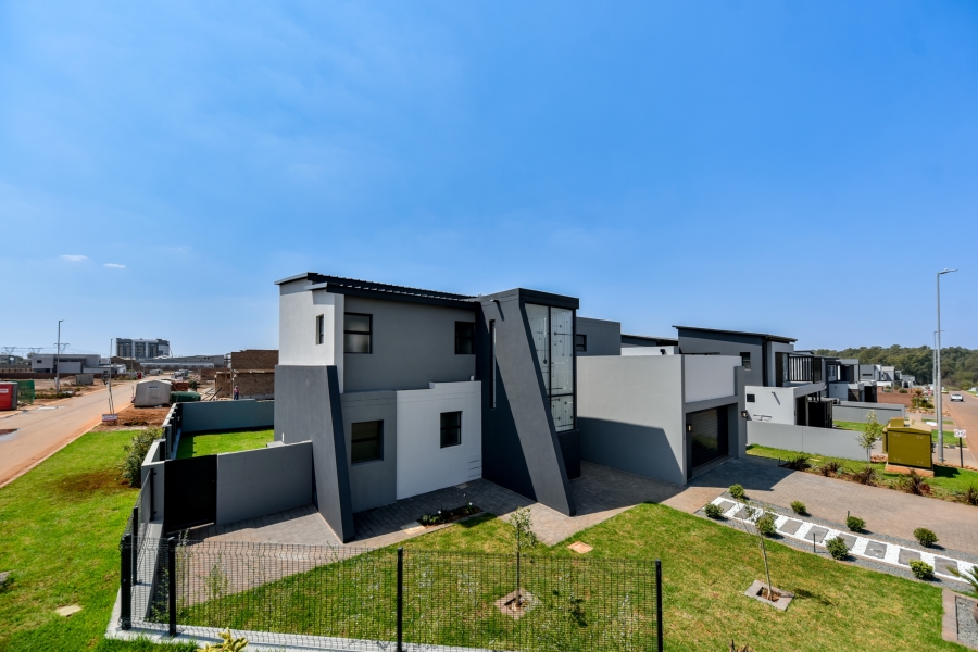 4 Bedroom Property for Sale in Fountainbrook Estate Gauteng