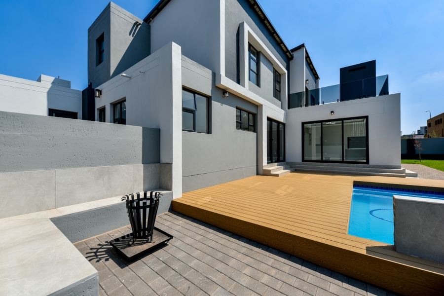 4 Bedroom Property for Sale in Fountainbrook Estate Gauteng