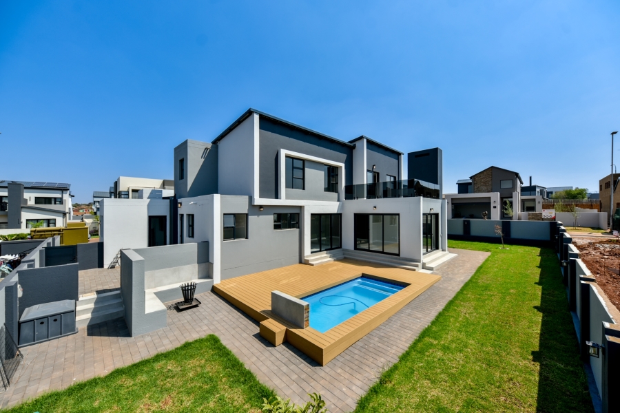 4 Bedroom Property for Sale in Fountainbrook Estate Gauteng