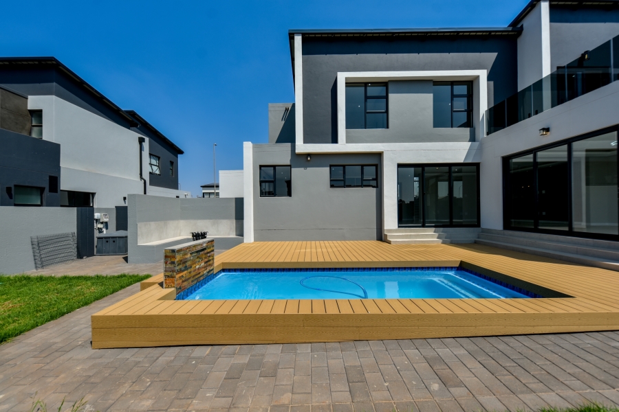 4 Bedroom Property for Sale in Fountainbrook Estate Gauteng