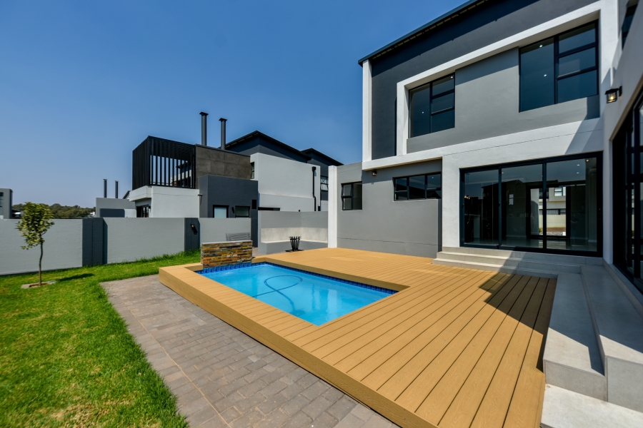 4 Bedroom Property for Sale in Fountainbrook Estate Gauteng
