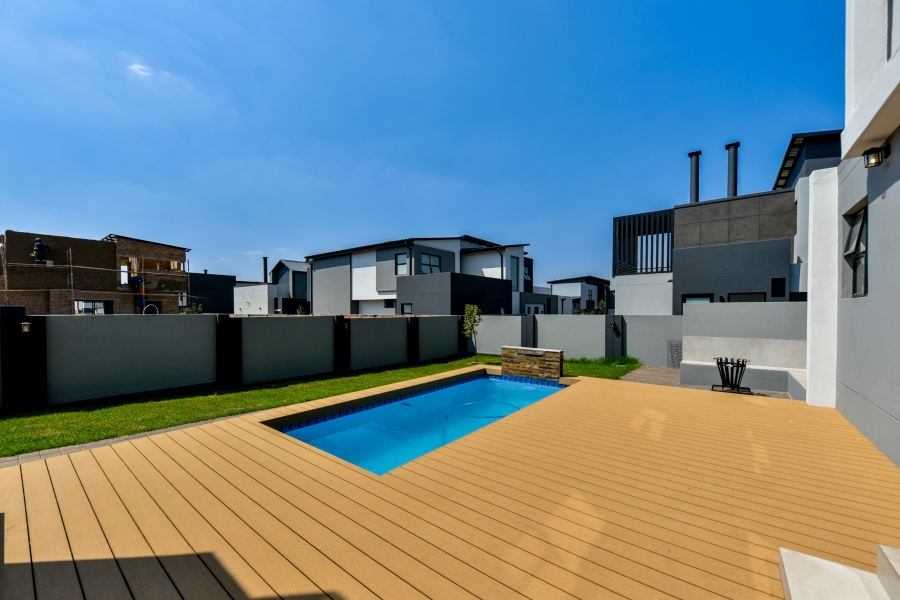 4 Bedroom Property for Sale in Fountainbrook Estate Gauteng