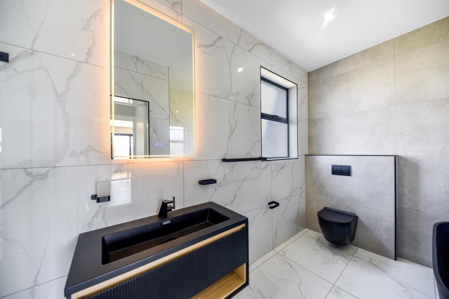 4 Bedroom Property for Sale in Fountainbrook Estate Gauteng