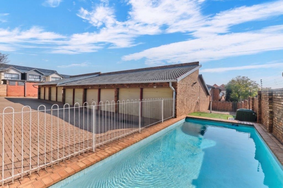 2 Bedroom Property for Sale in Ferndale Gauteng