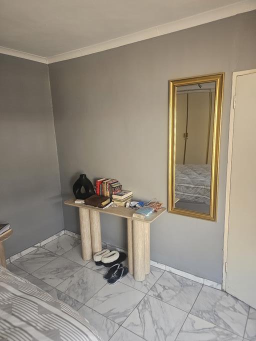 To Let 1 Bedroom Property for Rent in Paulshof Gauteng