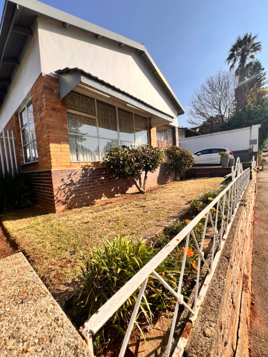 3 Bedroom Property for Sale in Westdene Gauteng