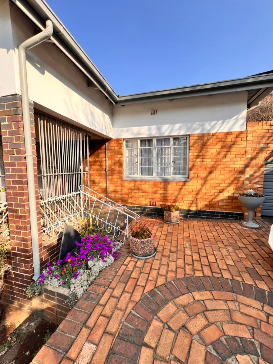 3 Bedroom Property for Sale in Westdene Gauteng