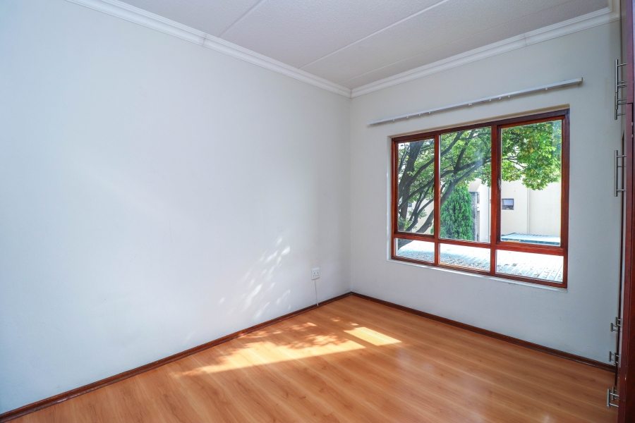 To Let 1 Bedroom Property for Rent in Paulshof Gauteng