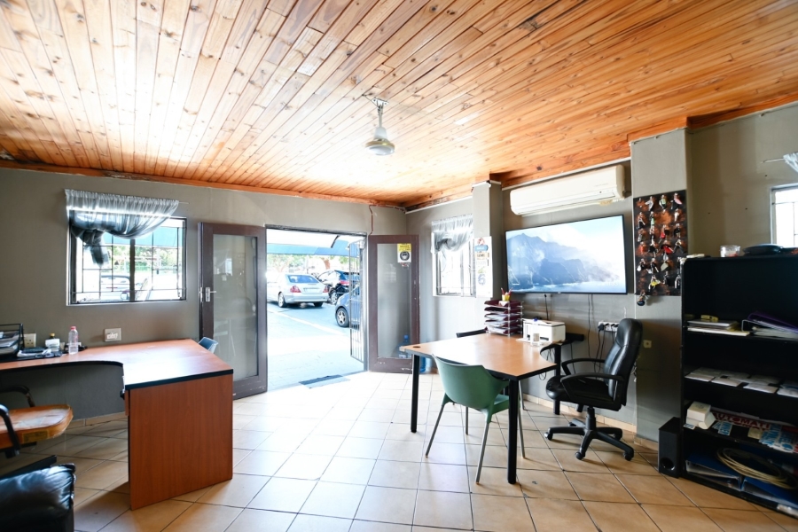 Commercial Property for Sale in Sinoville Gauteng