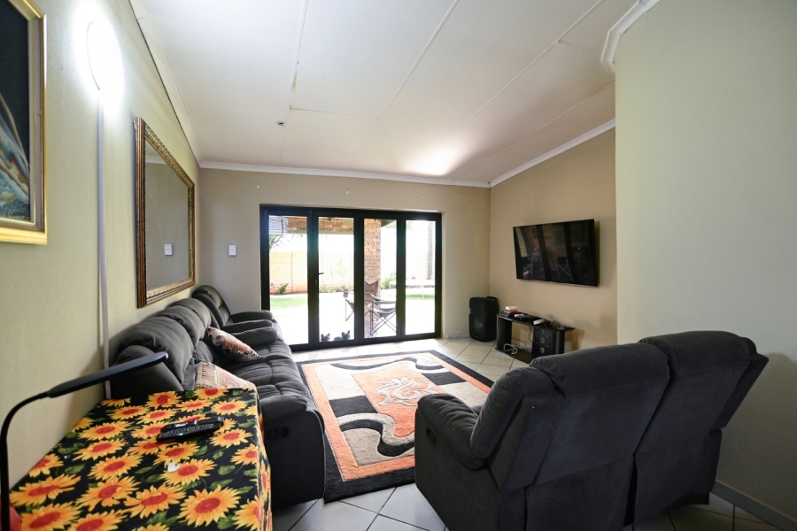 Commercial Property for Sale in Sinoville Gauteng