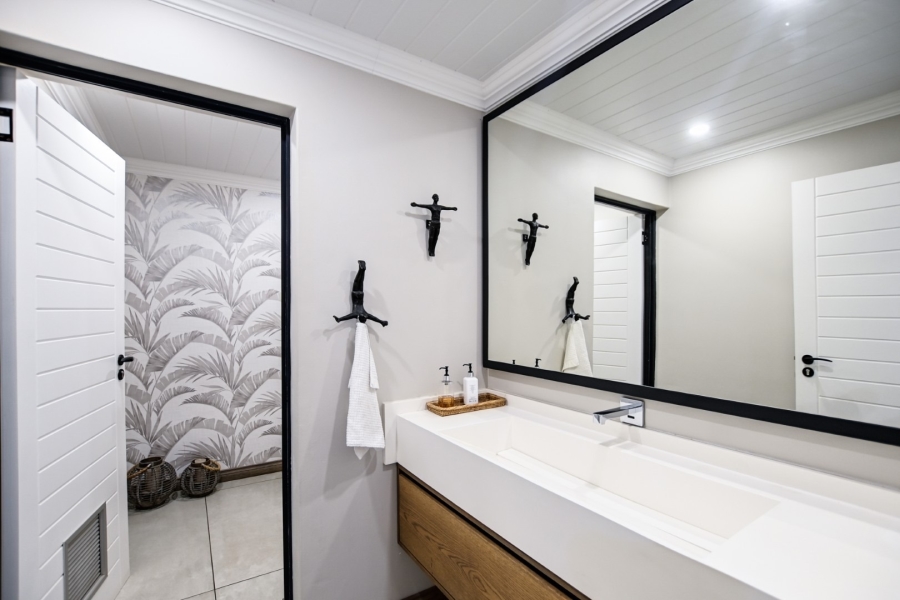 5 Bedroom Property for Sale in Sable Hills Gauteng