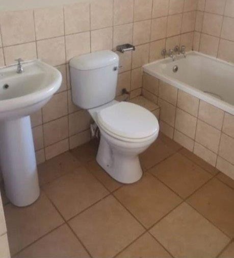 2 Bedroom Property for Sale in The Orchards Gauteng