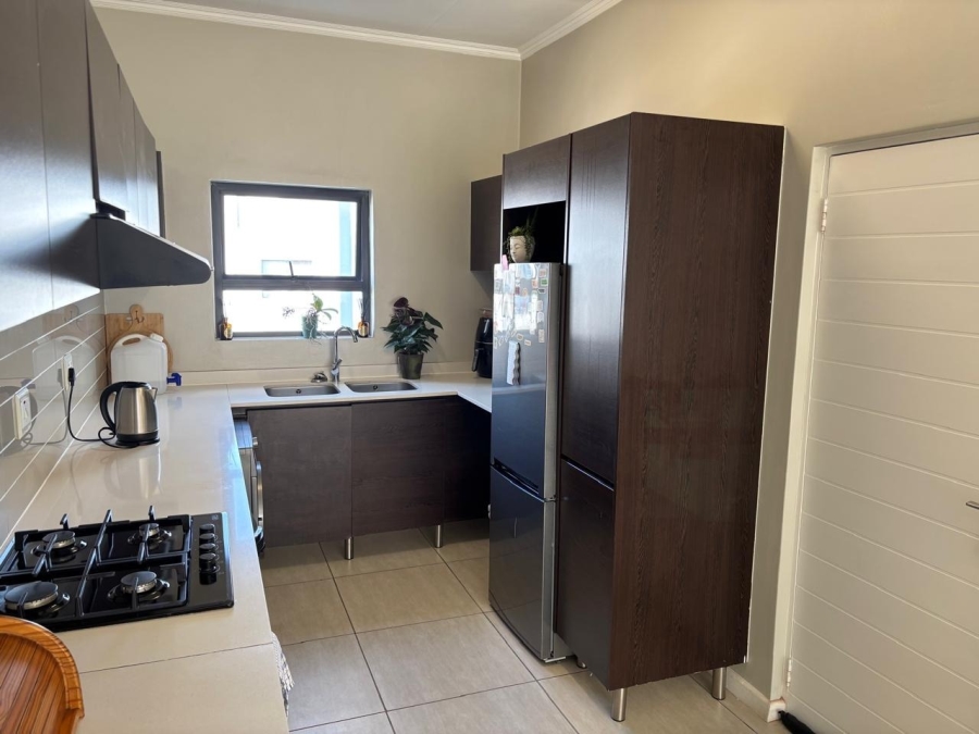 2 Bedroom Property for Sale in Greenstone Hill Gauteng