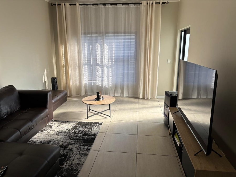 2 Bedroom Property for Sale in Greenstone Hill Gauteng