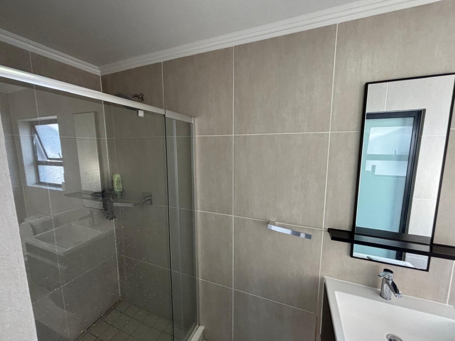 2 Bedroom Property for Sale in Greenstone Hill Gauteng