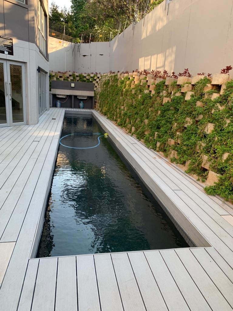 To Let 2 Bedroom Property for Rent in Sandown Gauteng