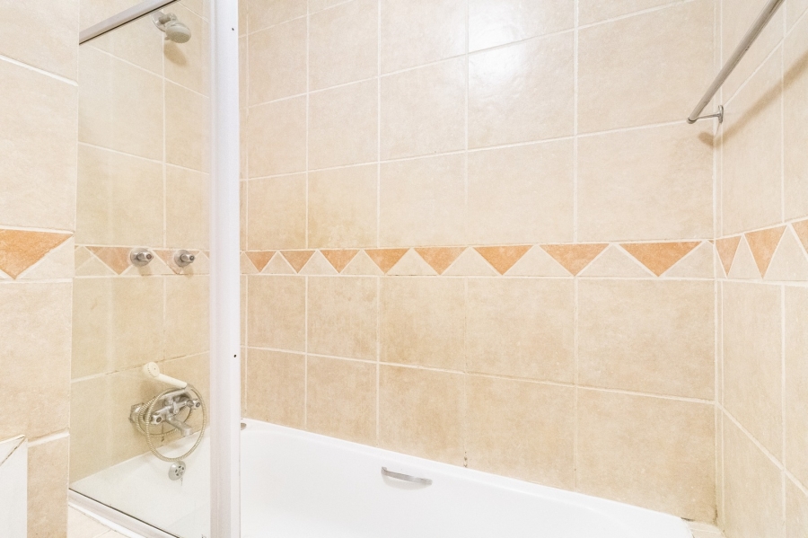 To Let 2 Bedroom Property for Rent in North Riding Gauteng