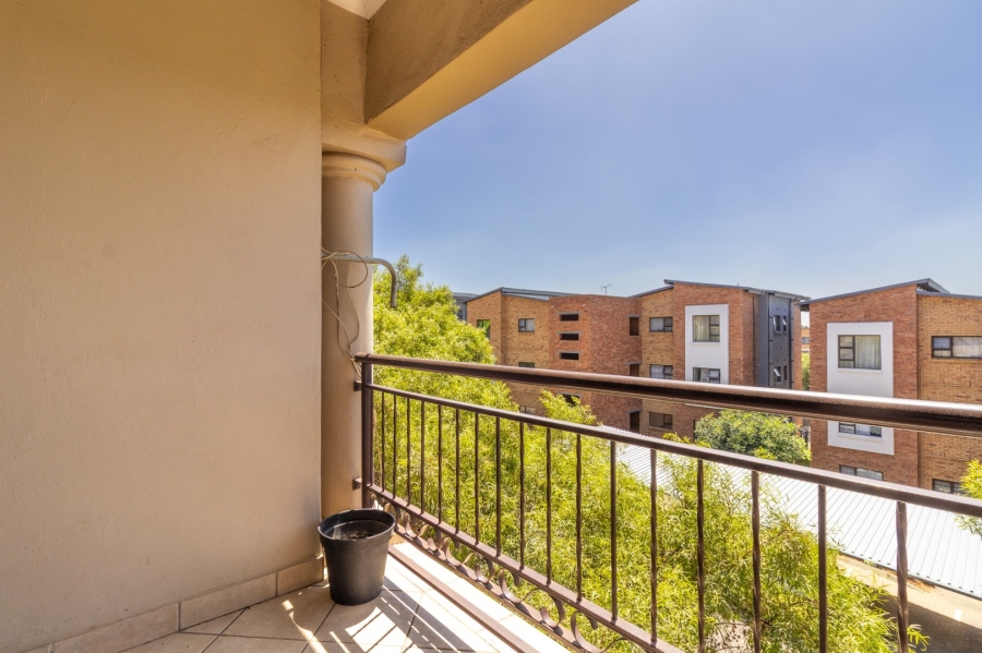 To Let 2 Bedroom Property for Rent in North Riding Gauteng