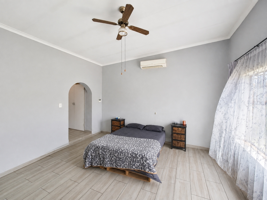 4 Bedroom Property for Sale in Wierda Park Gauteng