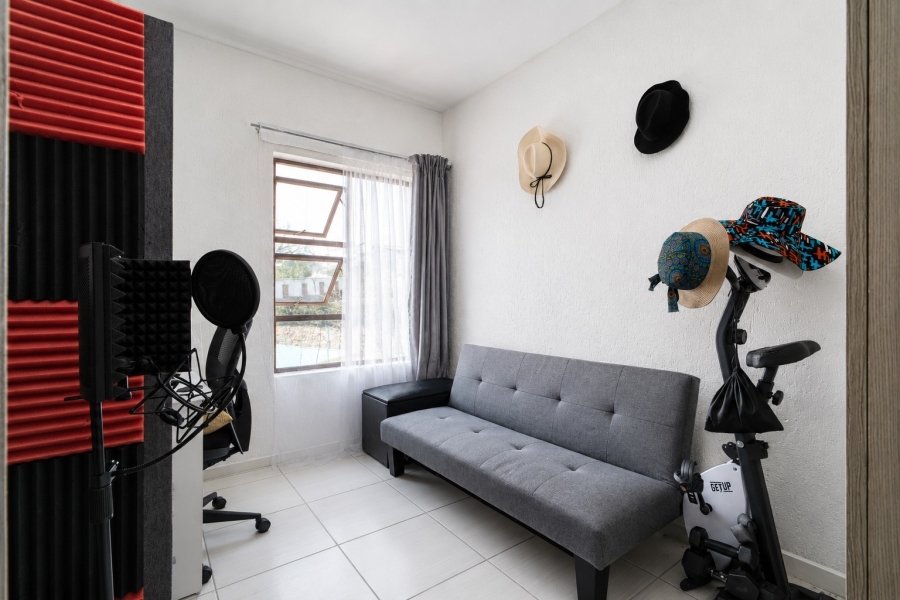 2 Bedroom Property for Sale in Paulshof Gauteng