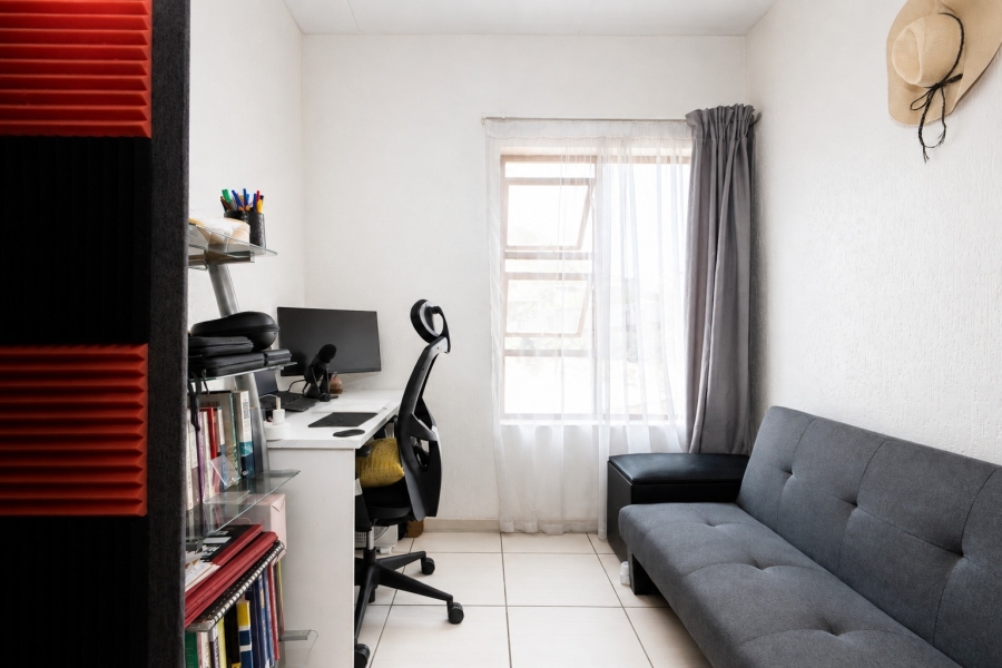 2 Bedroom Property for Sale in Paulshof Gauteng