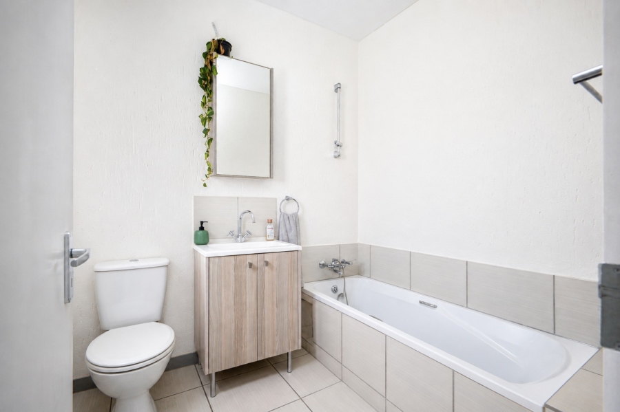 2 Bedroom Property for Sale in Paulshof Gauteng