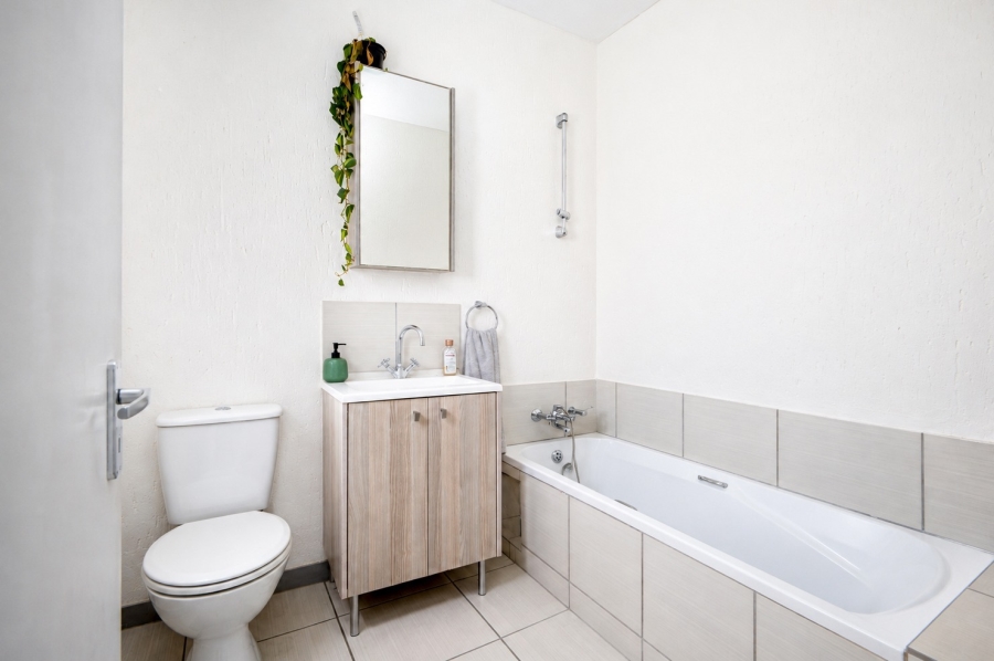 2 Bedroom Property for Sale in Paulshof Gauteng