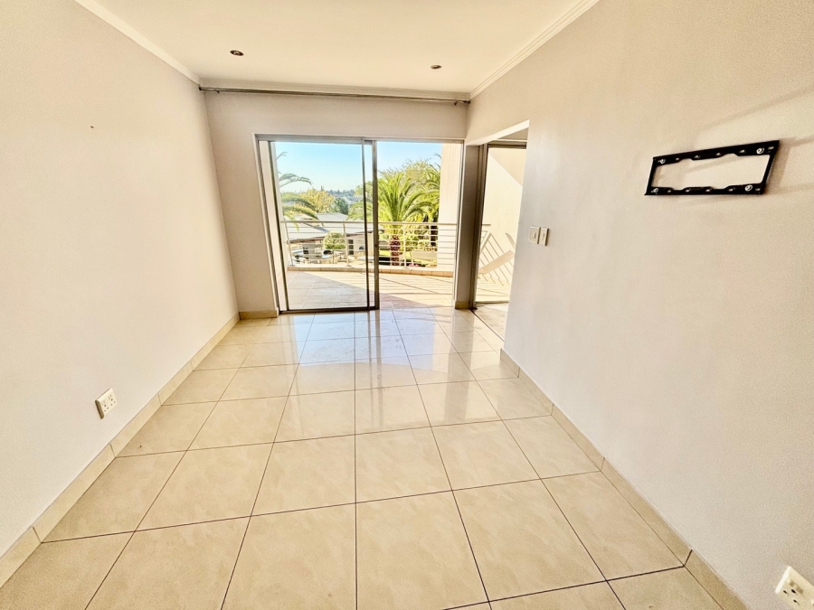 To Let 1 Bedroom Property for Rent in Sandown Gauteng