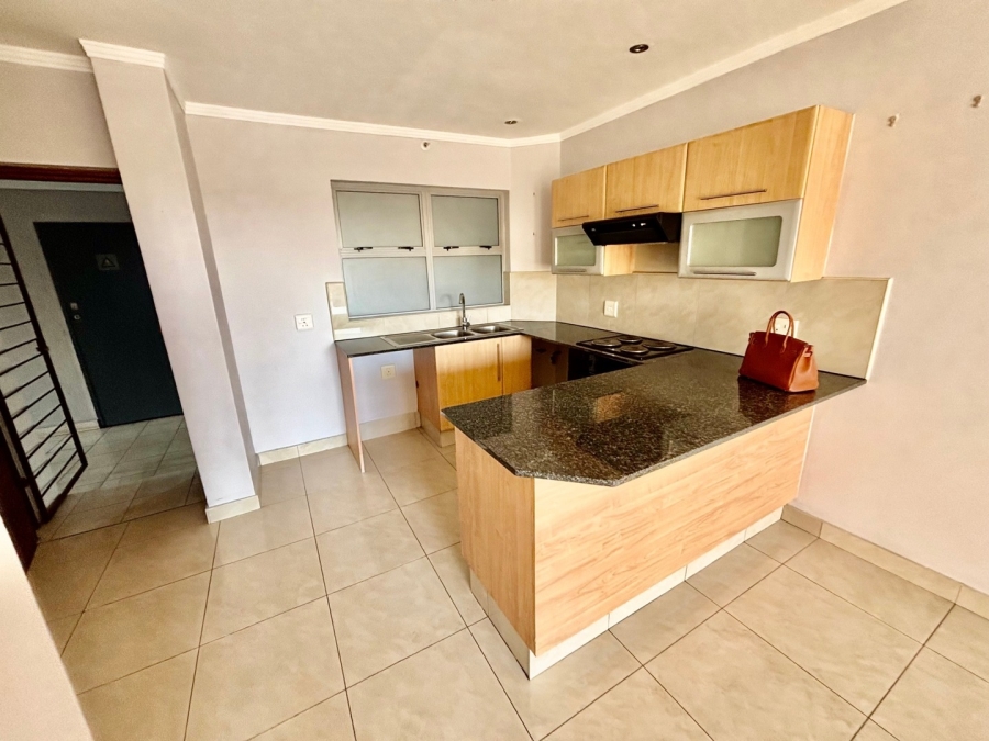 To Let 1 Bedroom Property for Rent in Sandown Gauteng
