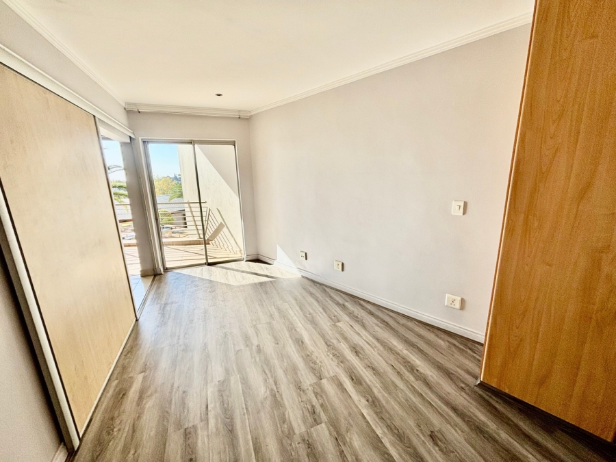 To Let 1 Bedroom Property for Rent in Sandown Gauteng