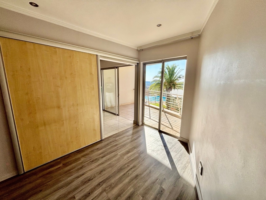To Let 1 Bedroom Property for Rent in Sandown Gauteng