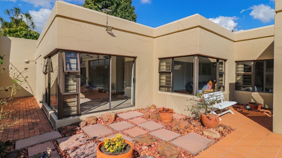 3 Bedroom Property for Sale in Glen Atholl Gauteng