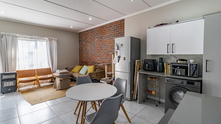 2 Bedroom Property for Sale in Craighall Park Gauteng