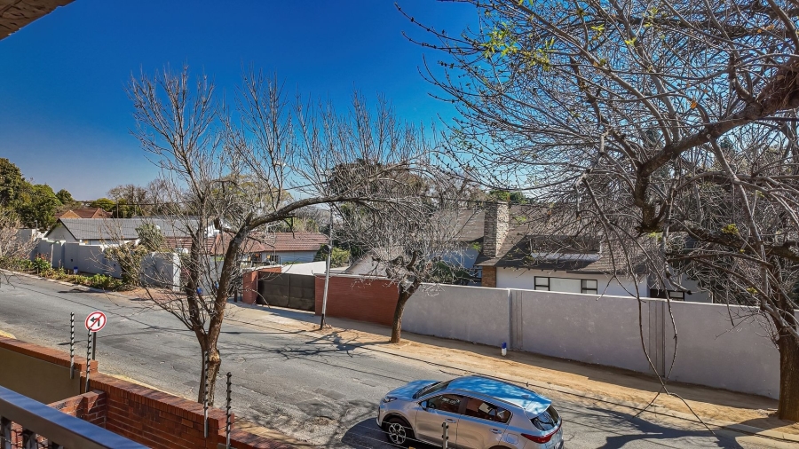 2 Bedroom Property for Sale in Craighall Park Gauteng